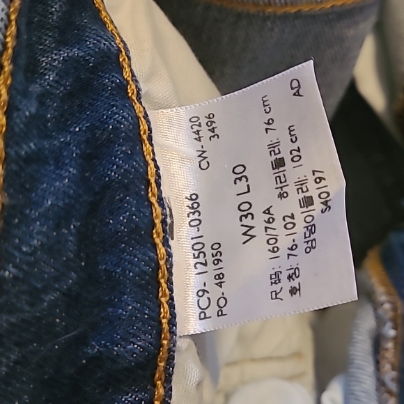 Levis 501 Jeans - Picture 4 of 5